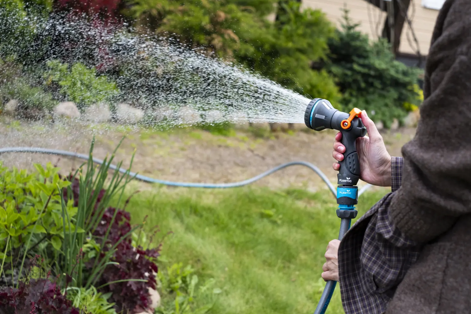 Plantic Пистолет-распылитель 8 режимов multi light, арт 39365-01, шт