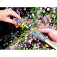 Двойной коннектор из металла для сращивания и ремонта садовых шлангов