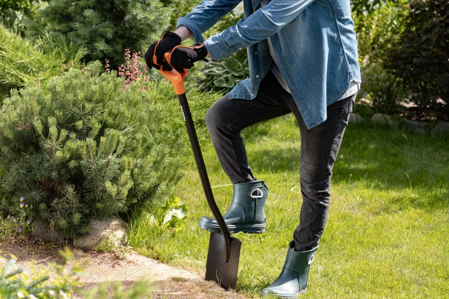 Plantic Лопата с закругленным лезвием Terra, арт 11006-01, шт