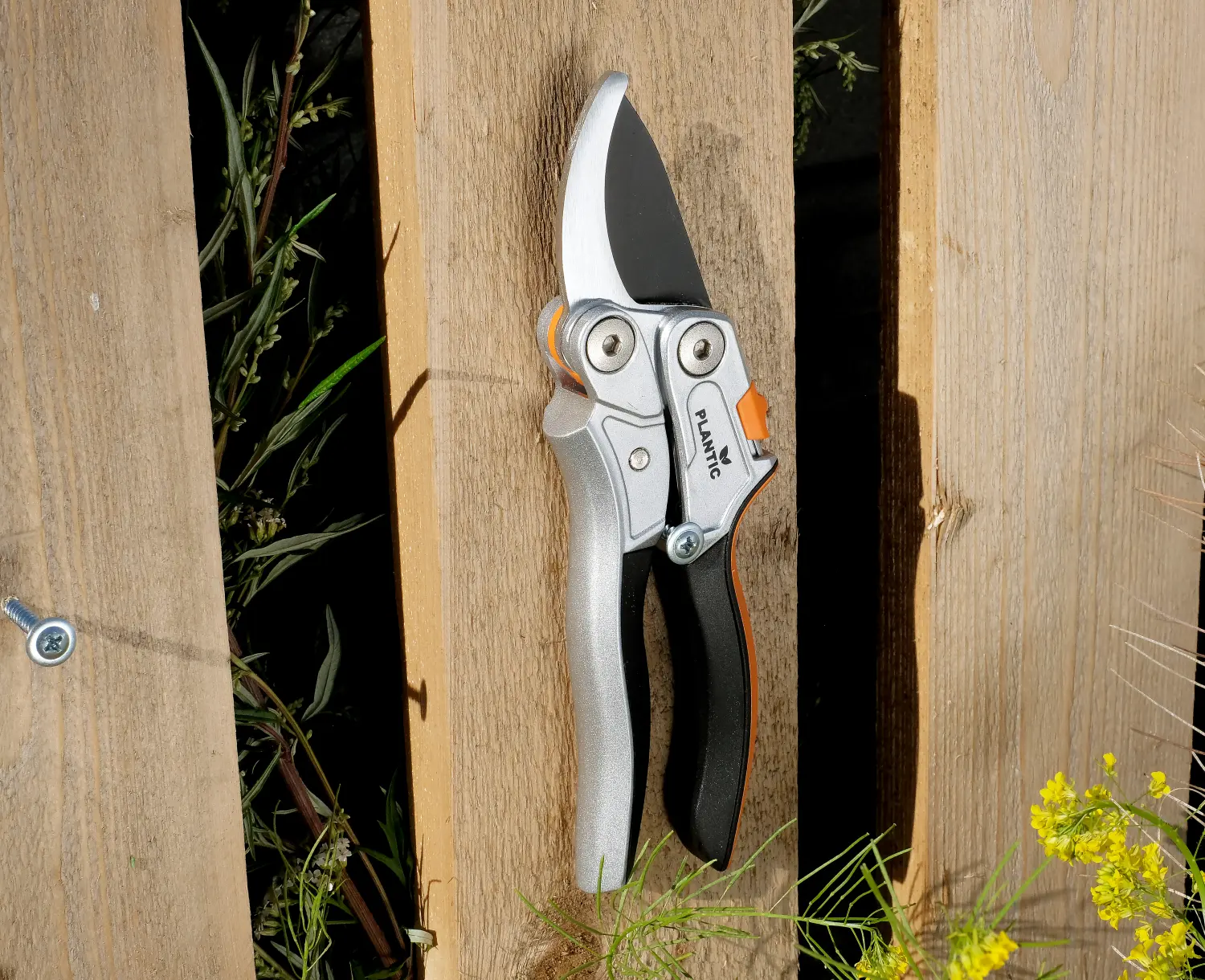 Plantic Секатор плоскостной c рычажным механизмом Pro81 25281-01, шт