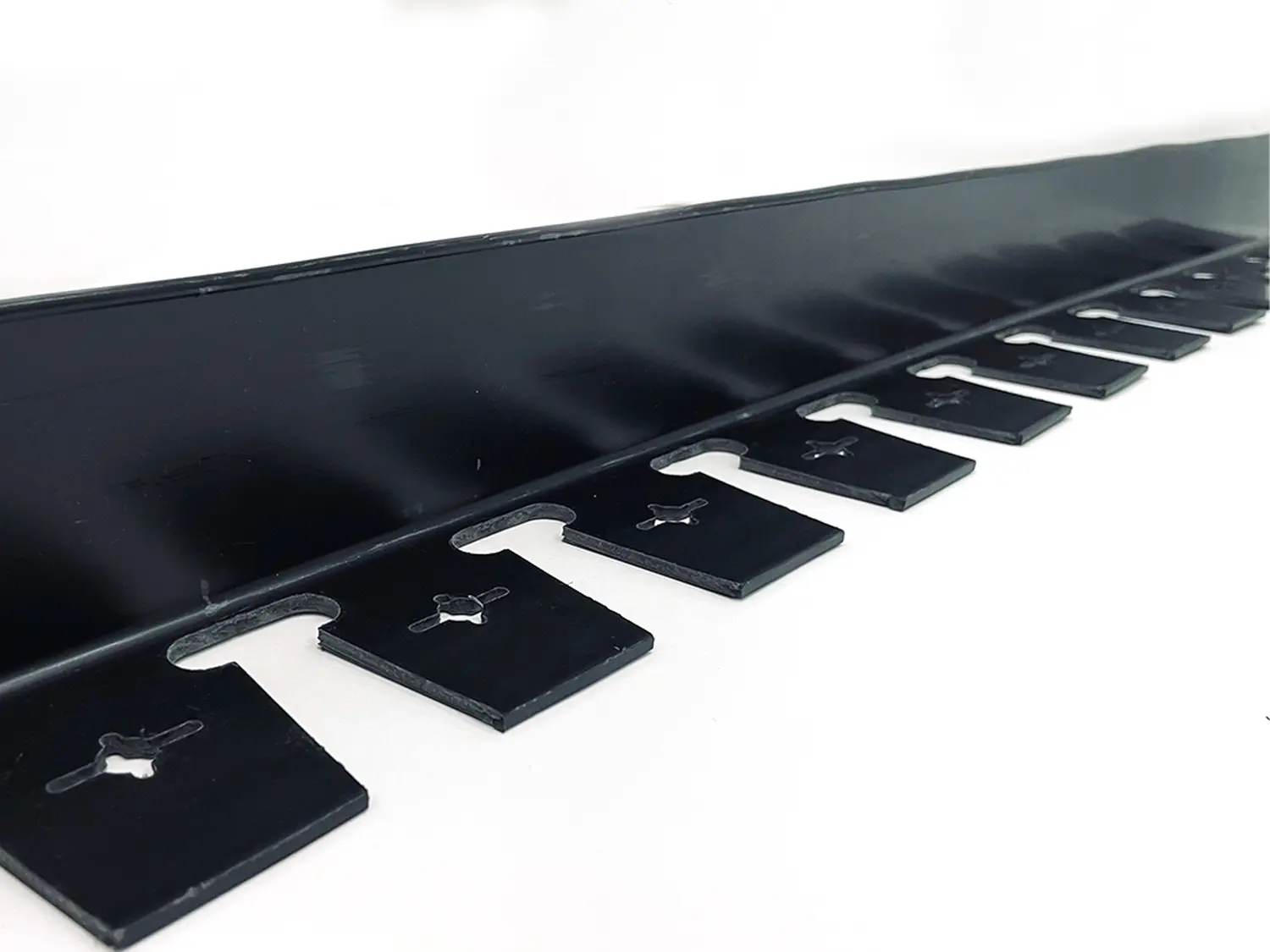 Бордюр секциями ГеоПластБорд "Стафф"  60, черный, 0,060 x 2.0 м, шт