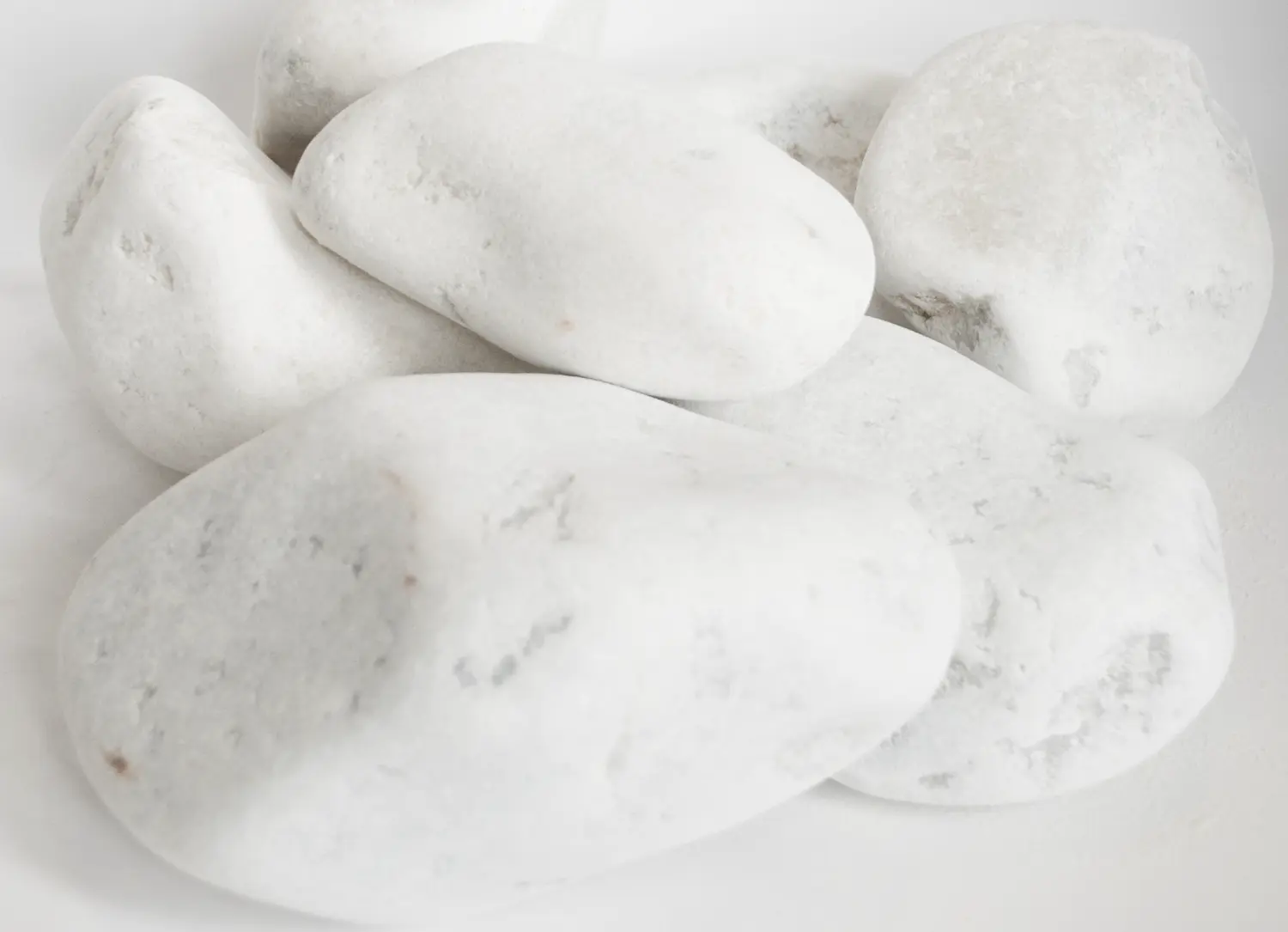 Мрамор белый Галтованный,  90-150 мм, 1000 кг, биг-бэг