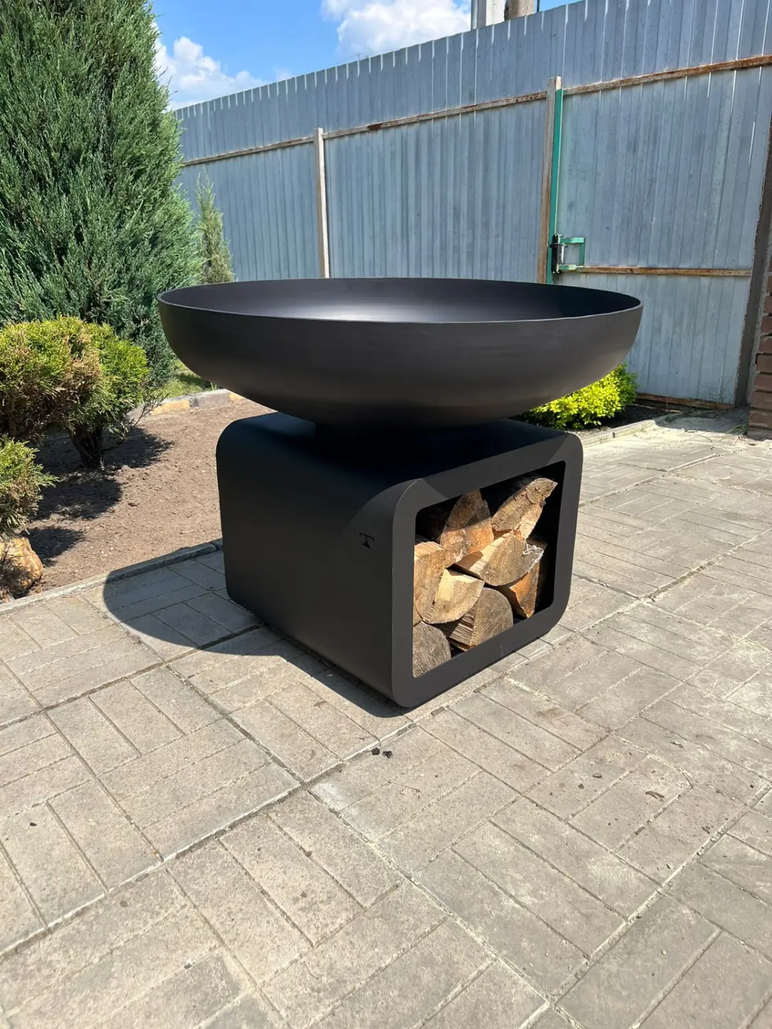 Костровая чаша «Глубокая СUBE» 900 мм