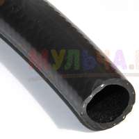 С надежным шлангом для полива ухаживать за огородом будет проще