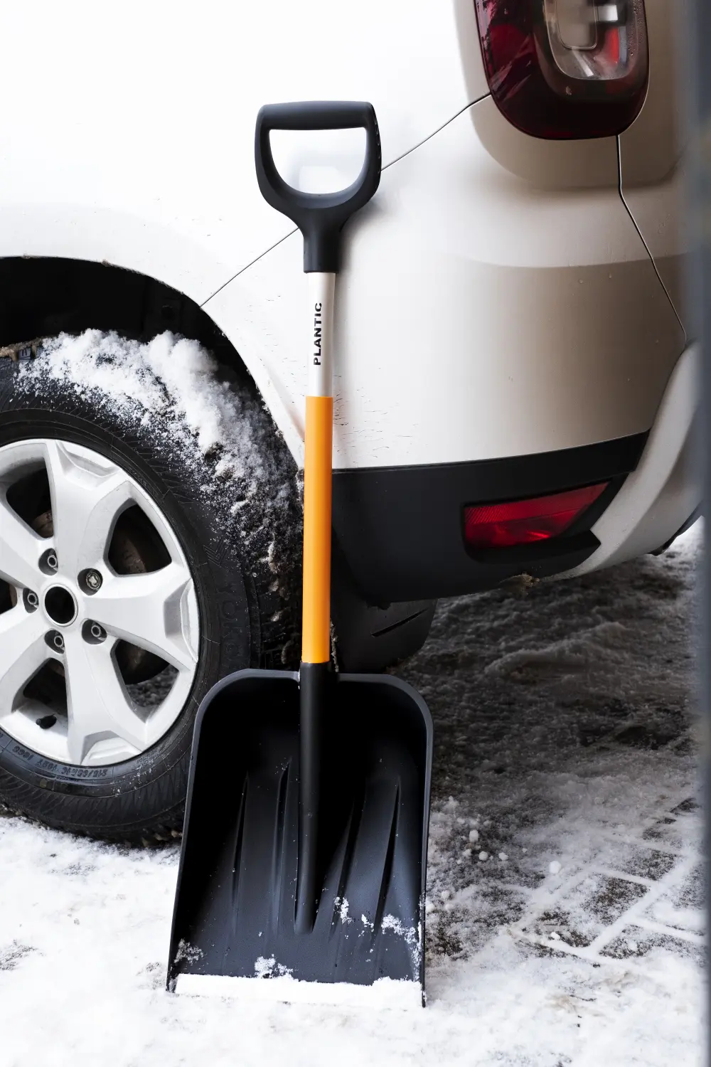 Plantic Лопата для уборки снега Auto 12010-01, шт