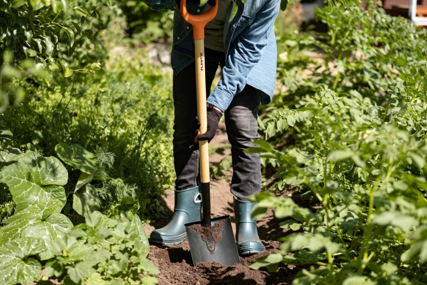 Plantic Лопата штыковая Дача, арт 11008-01, шт