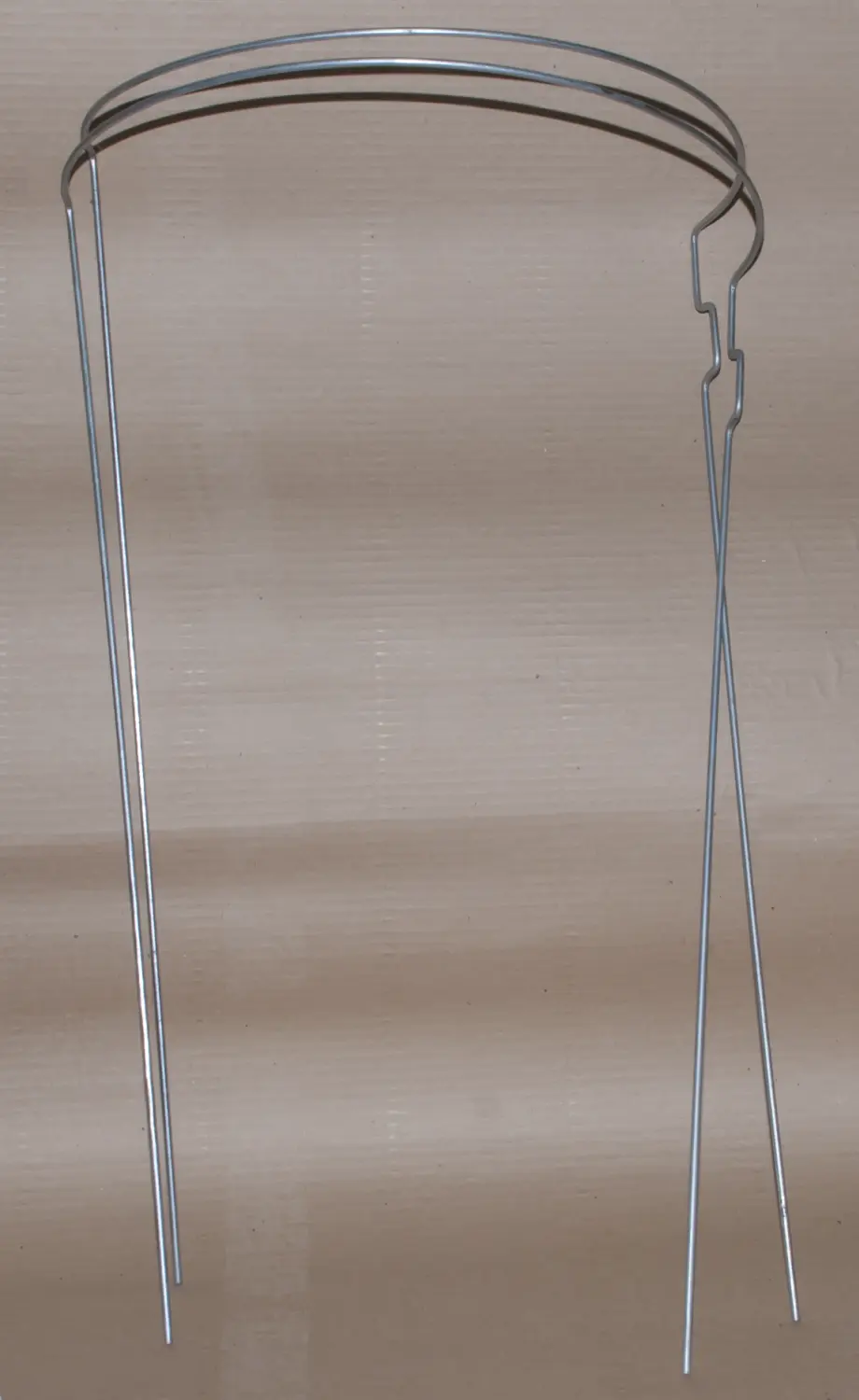 Кустодержатель круглый  средний (из 2х полудуг), металл, h 75 * Ø 50 см, уп