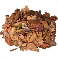 Мульча из сосновой коры, что в ней особенного