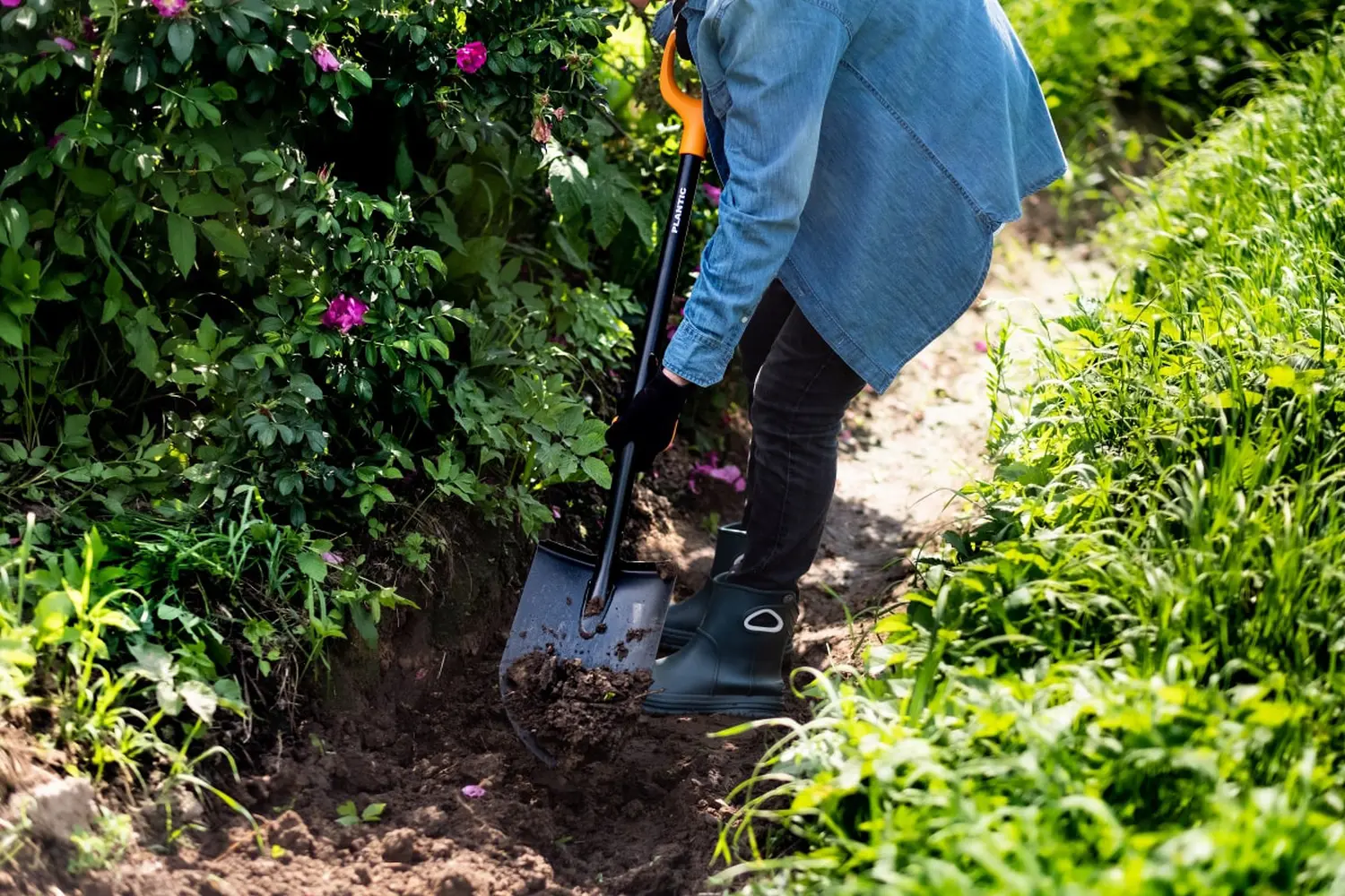Plantic Лопата для земляных работ Terra, арт 11003-01, шт