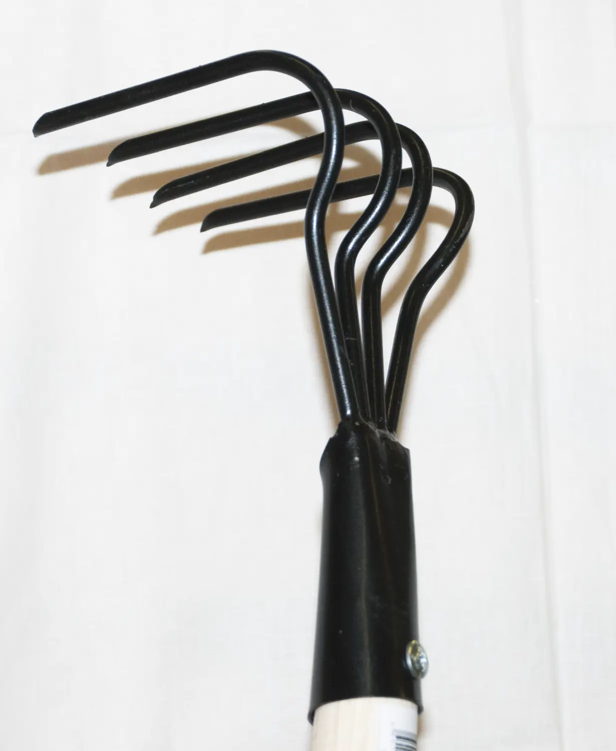 Рыхлитель Z4 на черенке, шт