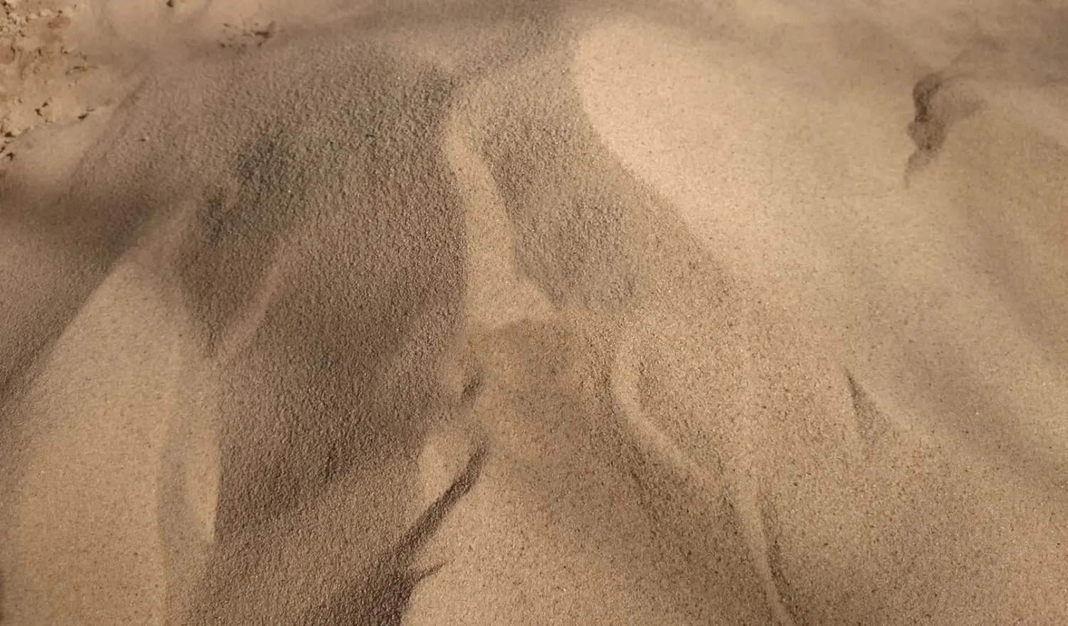 Песок для детских песочниц Емеля, белый (карьерный) прокаленный, 30 кг