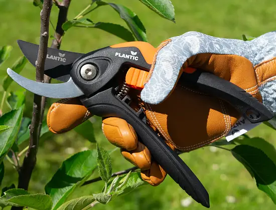 Plantic Секатор плоскостной P208, арт 25208-01, шт