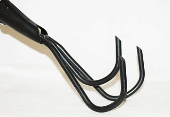 Рыхлитель Z3 на черенке, шт