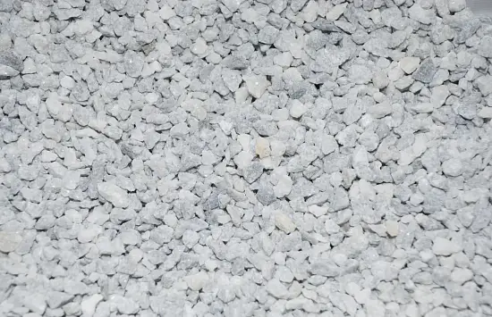 Щебень мраморный серый,  2-5 мм, 10 кг