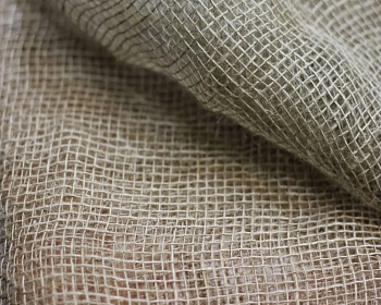 Мешковина, ширина 110 см, плотность 200 г/м², рулон 100 м