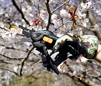 Plantic Секатор плоскостной Light P79, арт 25279-01, шт