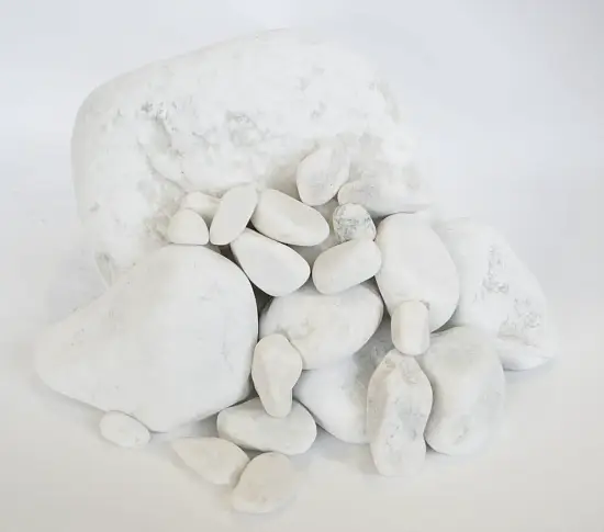 Мрамор белый Галтованный,  90-150 мм, на вес, кг