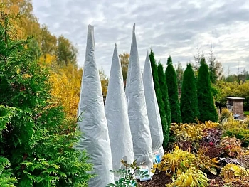 Чехол-укрытие для Туй (чехол+скобы), h 1,7 * Ø 1.2 м, уп