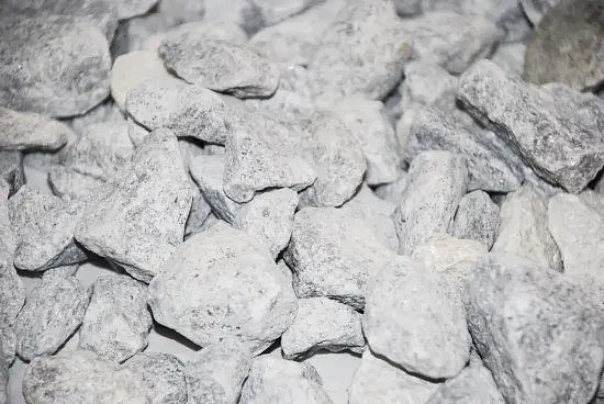 Щебень мраморный серый, 20-40 мм, 1000 кг, биг-бэг