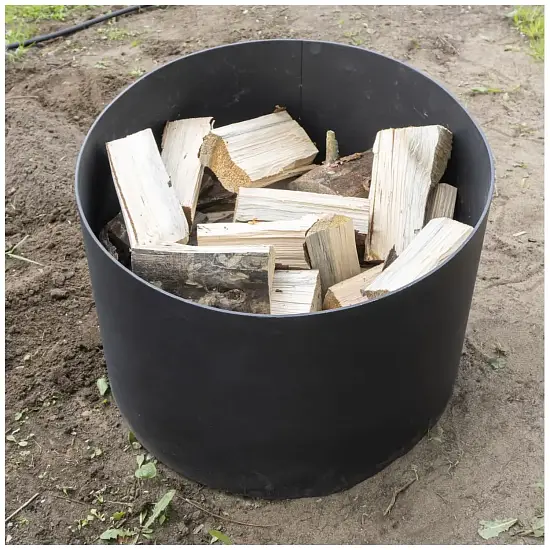 Стационарная дровница с крышкой