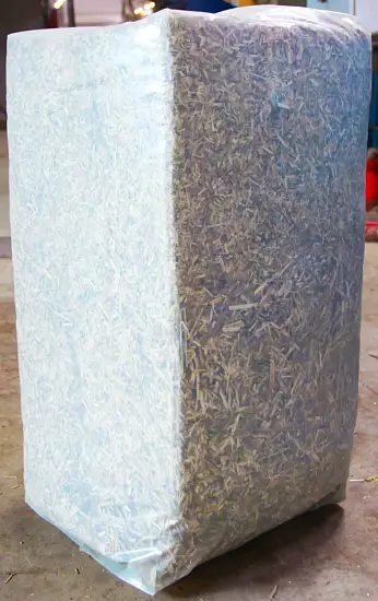 Костра конопляная, мелкая 0-3 см, малый брикет 40 л