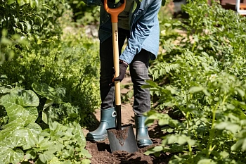 Plantic Лопата штыковая Дача, арт 11008-01, шт