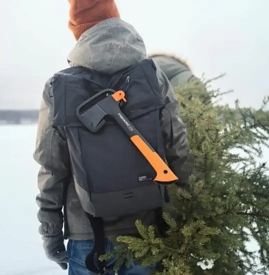 Fiskars, Универсальный топор  Х7 + точилка, арт 1020183