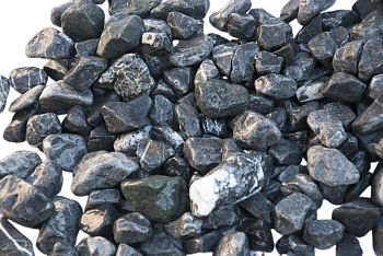 Каменная крошка Доломит ГАЛТОВАННЫЙ (черно-серый), 20-40 мм, 10 кг
