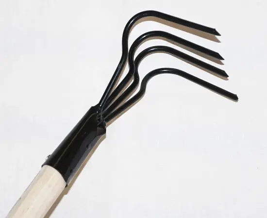 Рыхлитель Z4 на черенке, шт