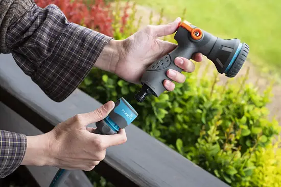 Plantic Пистолет-распылитель 8 режимов multi light, арт 39365-01, шт