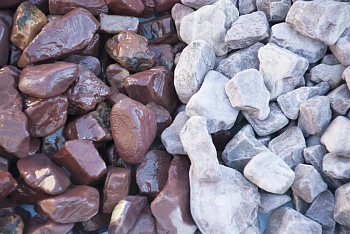Каменная крошка Яшма бордовая ГАЛТОВАННАЯ, 20-40 мм, 10 кг