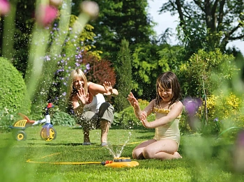 Hozelock 2515 Дождеватель/ороситель мультиспринклерный 79 м², шт