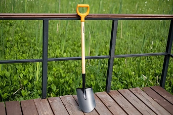 Plantic Лопата штыковая Дача, арт 11008-01, шт