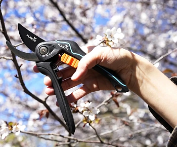 Plantic Секатор плоскостной Light P79, арт 25279-01, шт