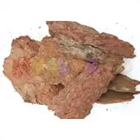 Кора сибирской лиственницы в комбинации с неткаными мембранами для мульчирования