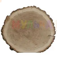 Оформить интерьер помогут массивные шлифованные спилы дуба