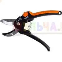 Контактный секатор Plantic P311 обеспечивает ровный и чистый срез