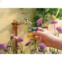 Бастросъемный коннектор для кранов не имеющиз резьбы