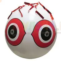 Уберечь посевы поможет надувной шар с нарисованными глазами хищной птицы