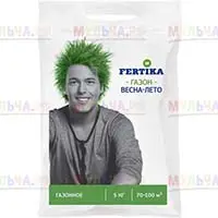 Зеленый газон вырастить намного проще, если воспользоваться хорошим удобрением 